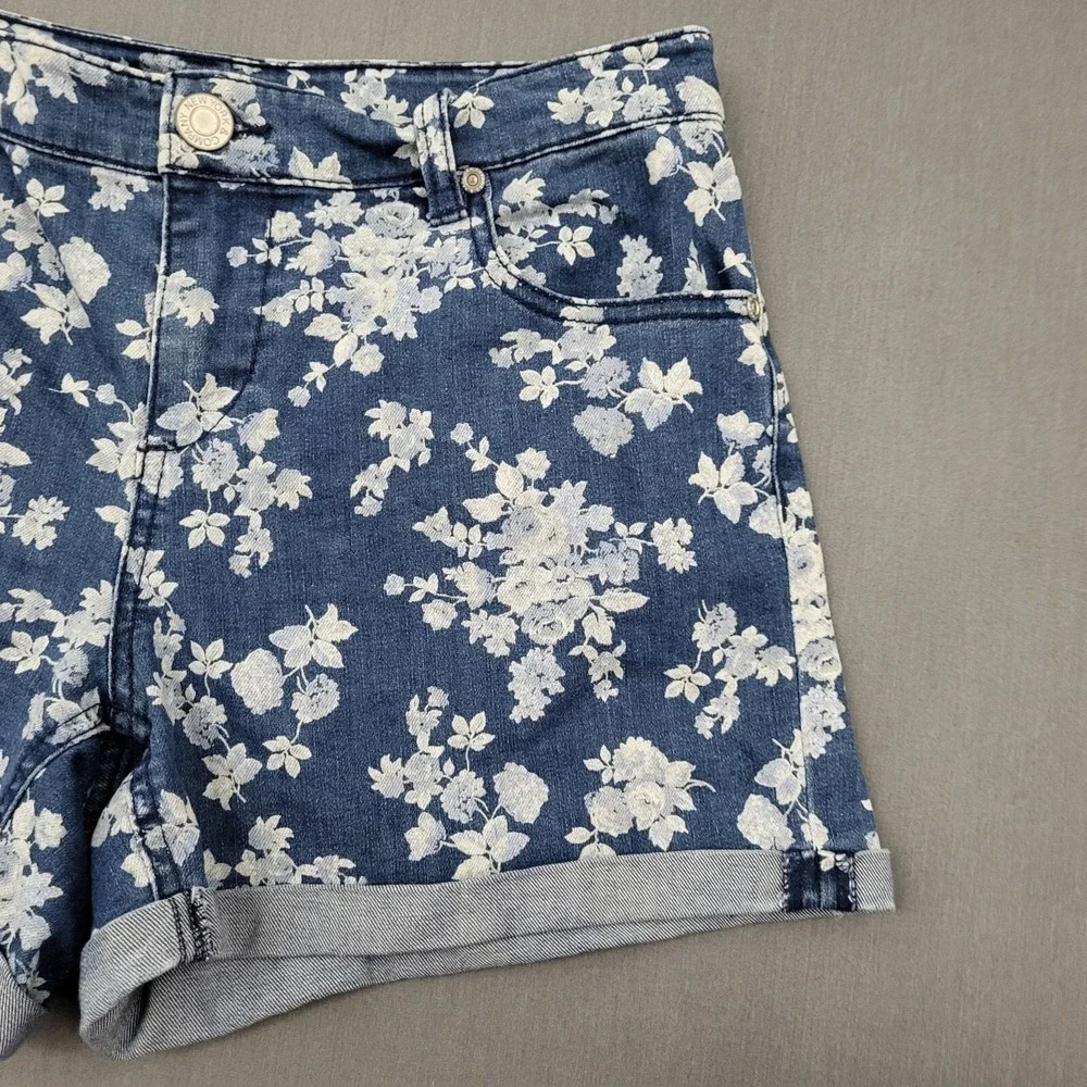 New‎ York & Company Womens Blue Floral Denim Cuffed Shorts Sz 6 Mid Rise Stretch